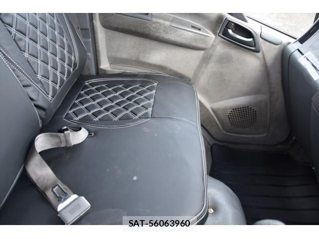Isuzu ELF TRUCK 2011-05 7616373-13