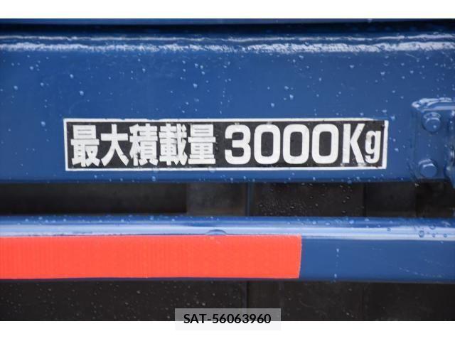 Isuzu ELF TRUCK 2011-05 7616373-16