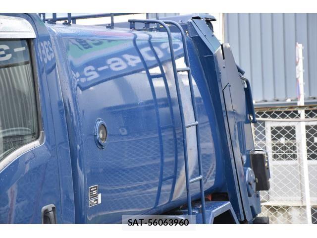 Isuzu ELF TRUCK 2011-05 7616373-26