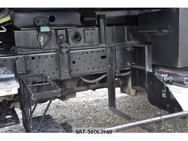 Isuzu ELF TRUCK 2011-05 7616373-28