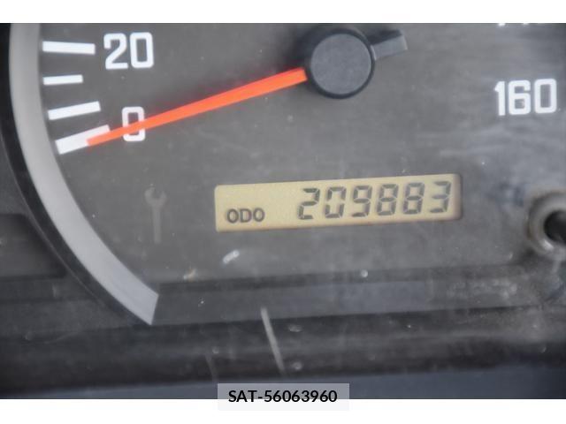 Isuzu ELF TRUCK 2011-05 7616373-2