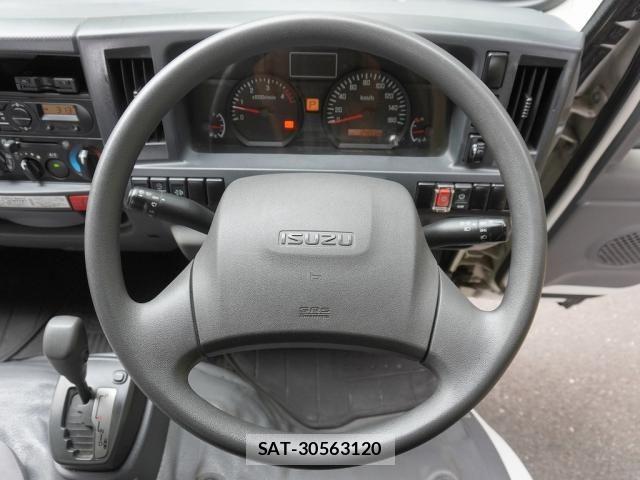 Isuzu ELF TRUCK 2017-04 7616369-19