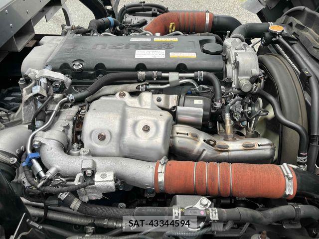 Isuzu ELF TRUCK 2020-05 7616368-24