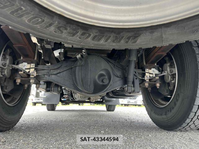 Isuzu ELF TRUCK 2020-05 7616368-25