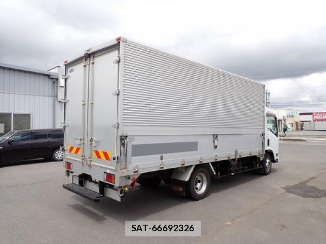 Isuzu ELF TRUCK 2017-01 7616357-4