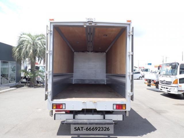 Isuzu ELF TRUCK 2017-01 7616357-8
