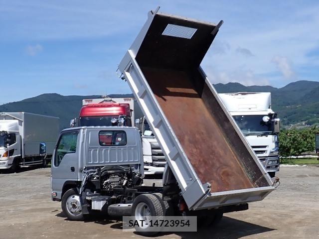 Isuzu ELF TRUCK 2015-03 7616363-3