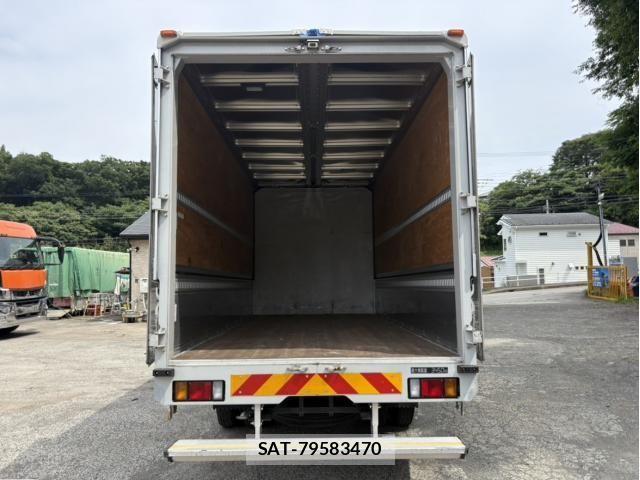 Isuzu ELF TRUCK 2019-04 7616353-12