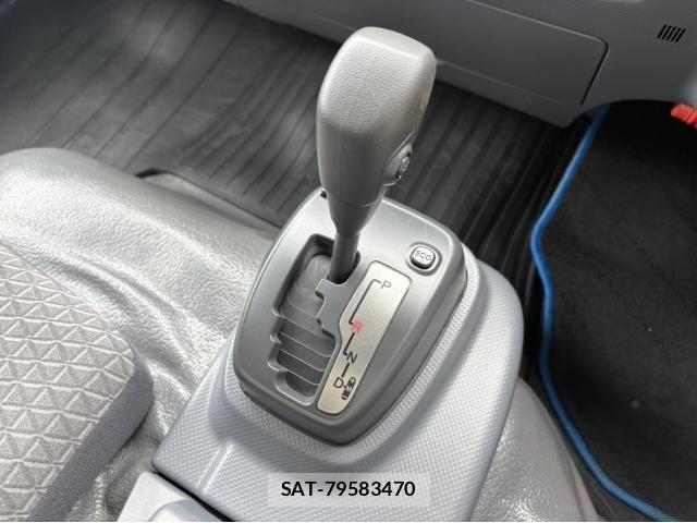 Isuzu ELF TRUCK 2019-04 7616353-24