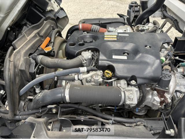 Isuzu ELF TRUCK 2019-04 7616353-27