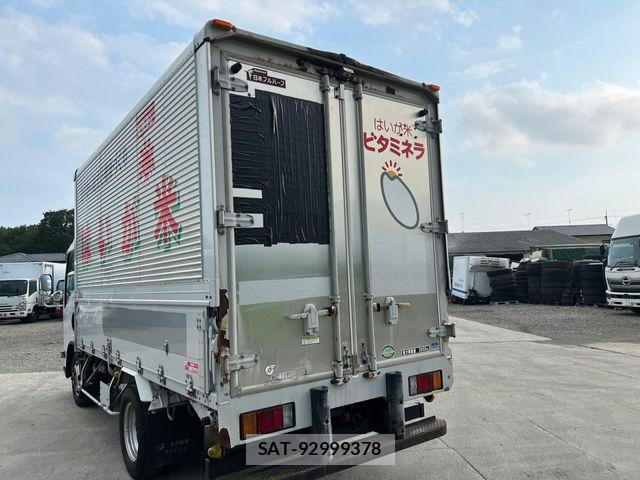 Isuzu ELF TRUCK 2007-06 7616376-3