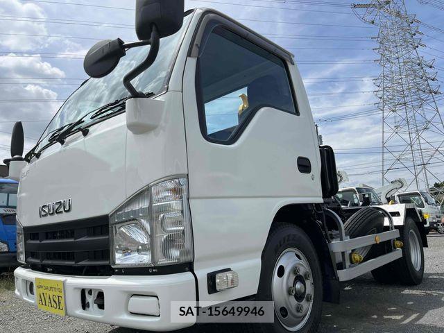 Isuzu ELF TRUCK 2013-09 7616364-0