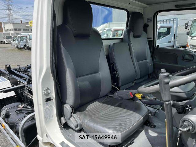 Isuzu ELF TRUCK 2013-09 7616364-18