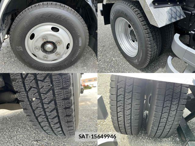 Isuzu ELF TRUCK 2013-09 7616364-28