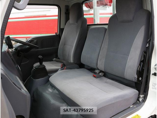 Isuzu ELF TRUCK 2015-10 7616374-24