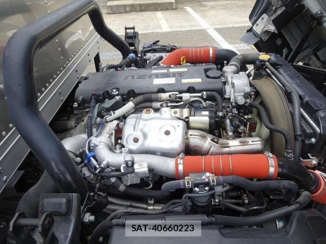 Isuzu ELF TRUCK 2023-08 7616354-18