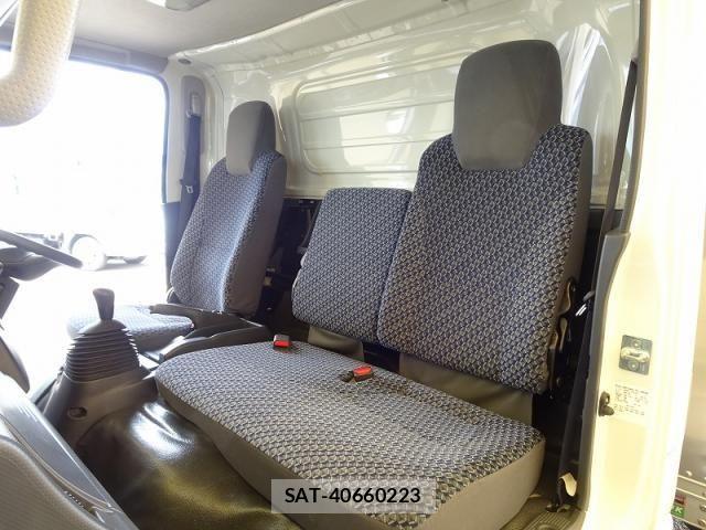 Isuzu ELF TRUCK 2023-08 7616354-20