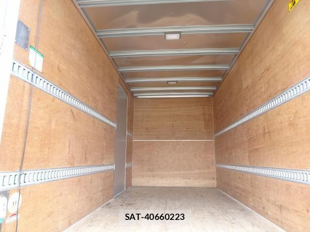 Isuzu ELF TRUCK 2023-08 7616354-8