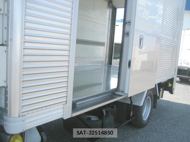 Isuzu ELF TRUCK 2016-08 7616372-10