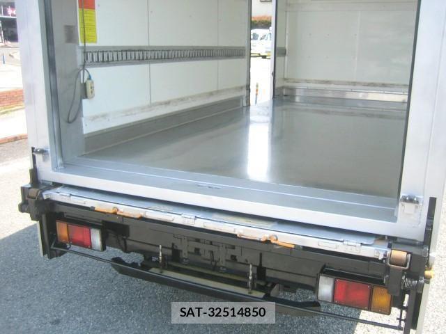 Isuzu ELF TRUCK 2016-08 7616372-14