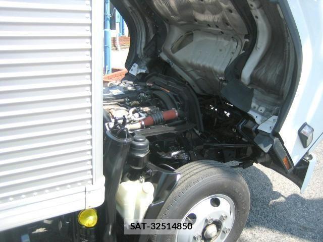 Isuzu ELF TRUCK 2016-08 7616372-21