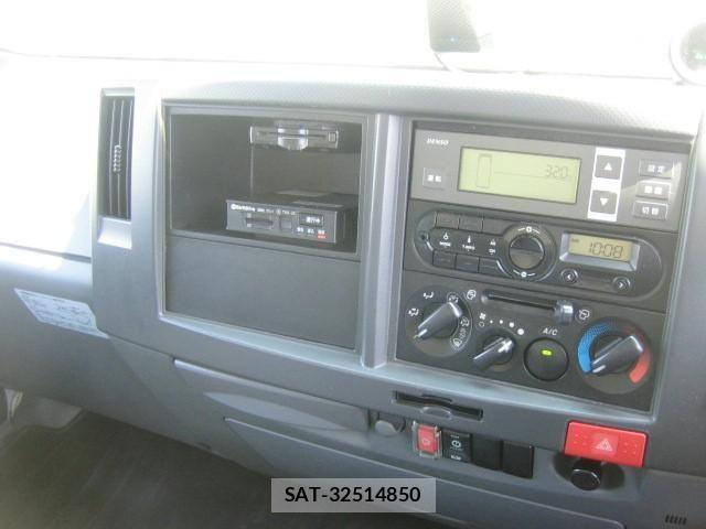 Isuzu ELF TRUCK 2016-08 7616372-29