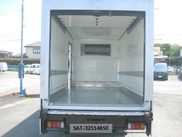 Isuzu ELF TRUCK 2016-08 7616372-4