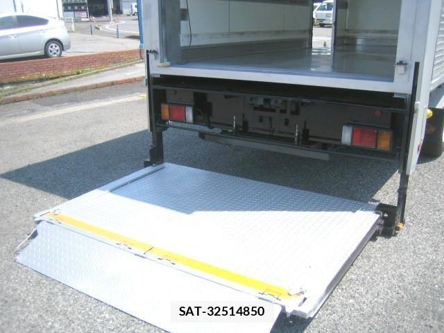 Isuzu ELF TRUCK 2016-08 7616372-8