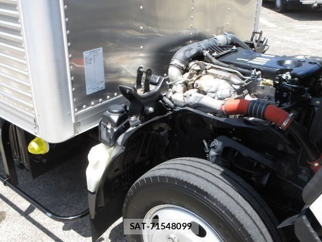 Isuzu ELF TRUCK 2019-02 7616367-16
