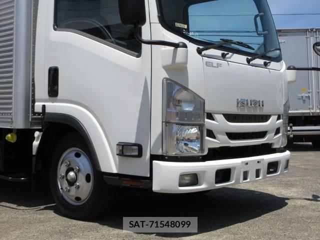 Isuzu ELF TRUCK 2019-02 7616367-7