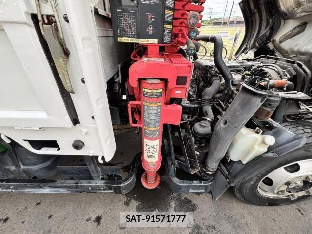 Isuzu ELF TRUCK 2014-03 7722997-13