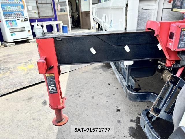 Isuzu ELF TRUCK 2014-03 7722997-15
