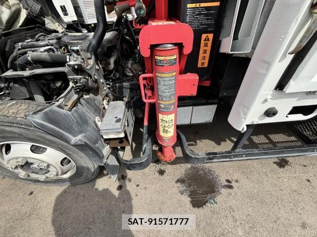 Isuzu ELF TRUCK 2014-03 7722997-20