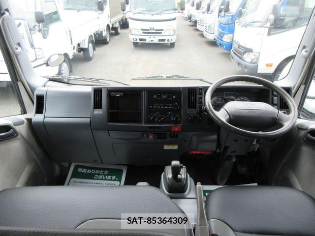 Isuzu ELF TRUCK 2008-01 7723033-10