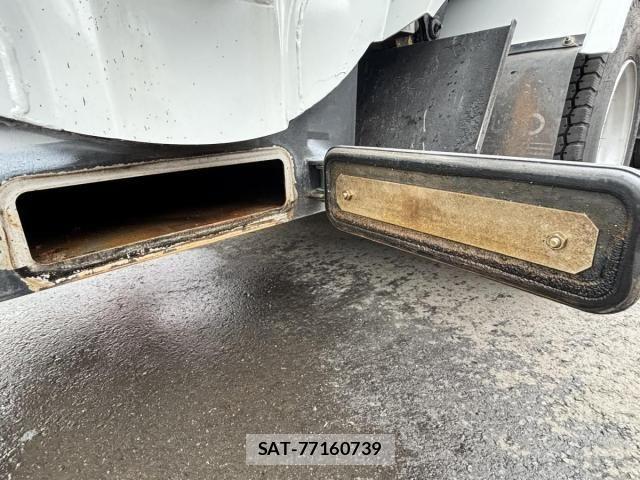 Isuzu ELF TRUCK 2013-09 7722975-11