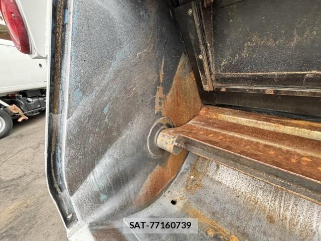 Isuzu ELF TRUCK 2013-09 7722975-15