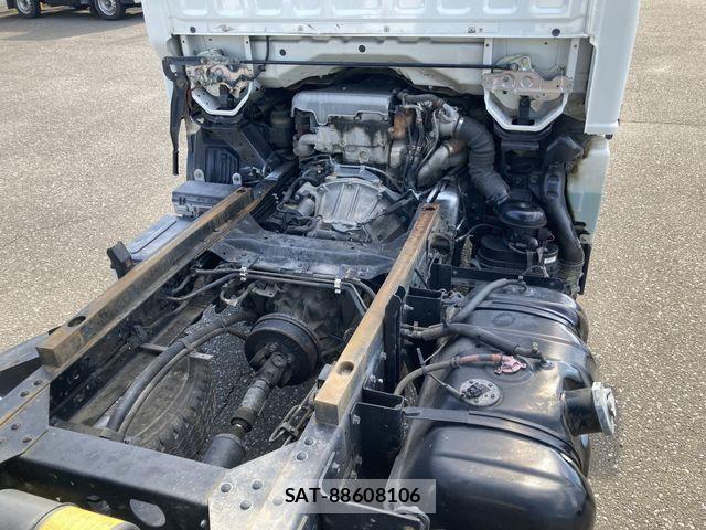 Isuzu ELF TRUCK 2013-08 7723027-13