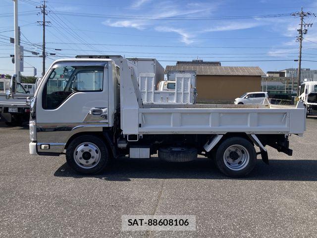 Isuzu ELF TRUCK 2013-08 7723027-2