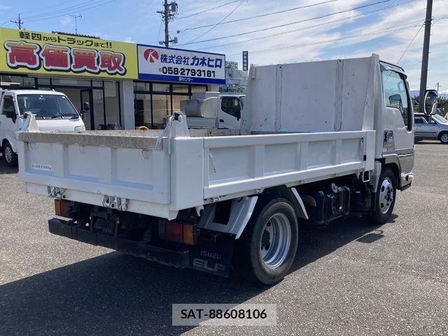Isuzu ELF TRUCK 2013-08 7723027-5