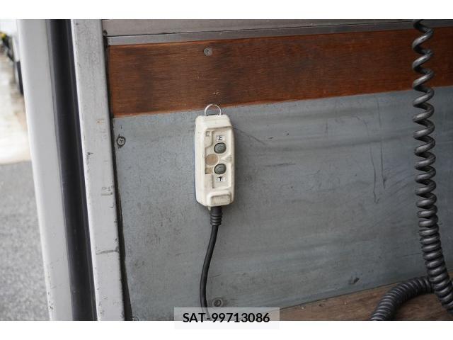 Isuzu ELF TRUCK 2015-02 7723018-24