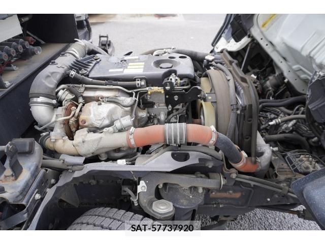 Isuzu ELF TRUCK 2016-03 7722970-14