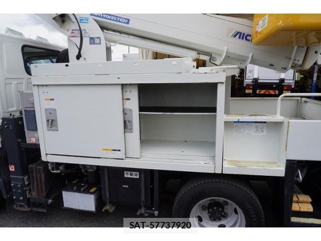 Isuzu ELF TRUCK 2016-03 7722970-17