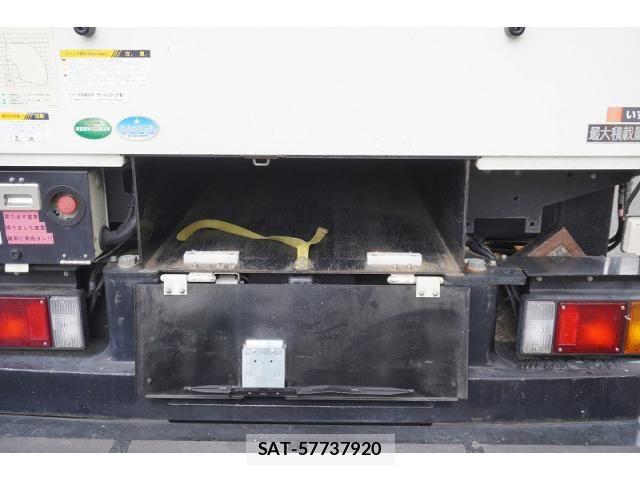 Isuzu ELF TRUCK 2016-03 7722970-19
