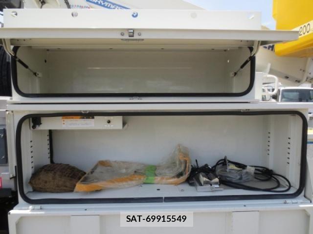 Isuzu ELF TRUCK 2016-03 7722996-20