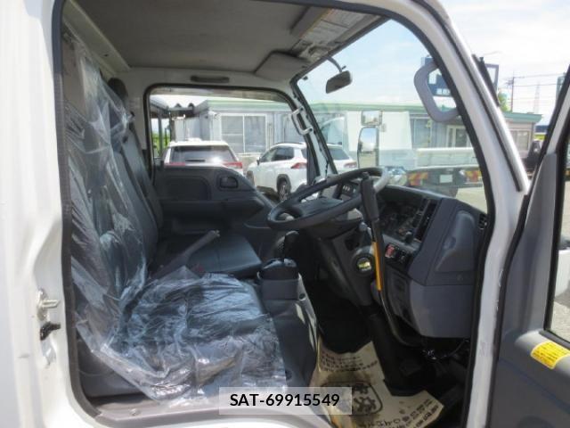 Isuzu ELF TRUCK 2016-03 7722996-22