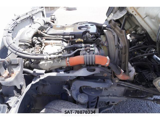 Isuzu ELF TRUCK 2016-03 7722989-14