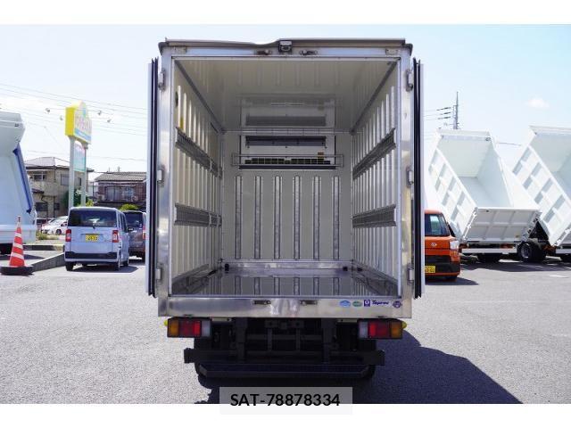 Isuzu ELF TRUCK 2016-03 7722989-18