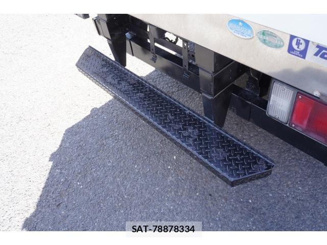 Isuzu ELF TRUCK 2016-03 7722989-26