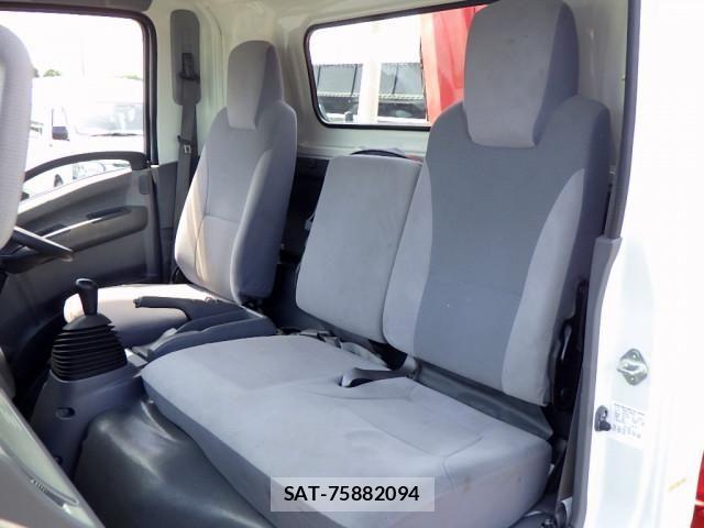 Isuzu ELF TRUCK 2016-03 7722967-16