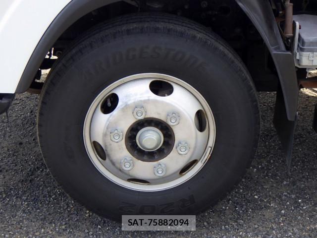 Isuzu ELF TRUCK 2016-03 7722967-21